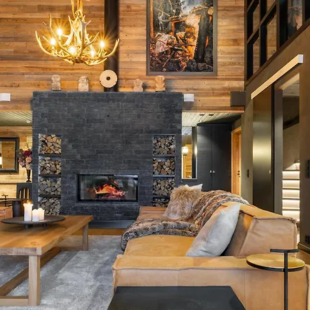 Jaenkae Penthouse *