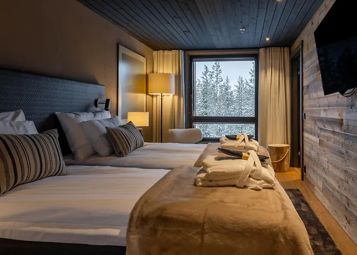 Jaenkae Penthouse Apartman *