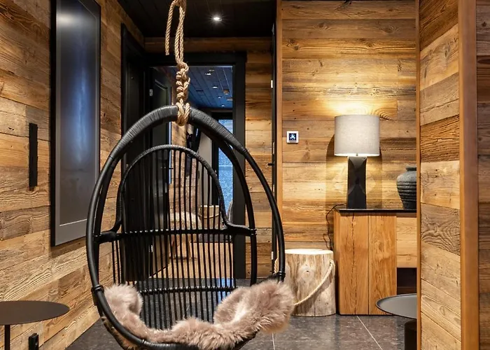 Jaenkae Penthouse Apartman *